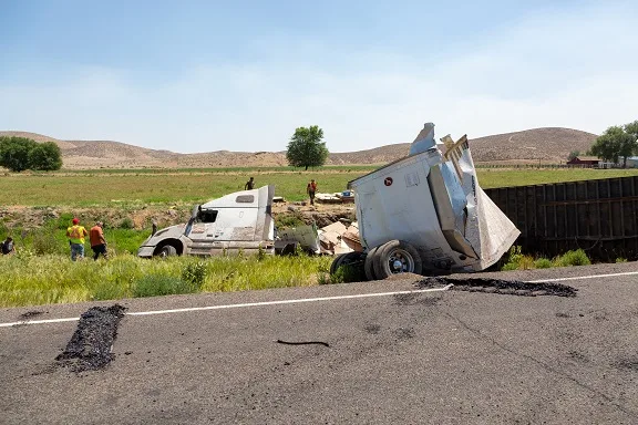 Truck Crash Attorney California